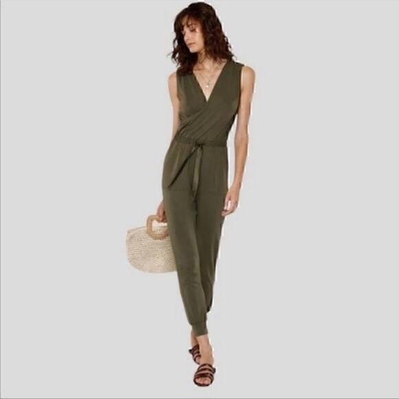 HeartLoom jumpsuit  Womens size Medium Rivky surplice Olive Green V Neck - Picture 1 of 11